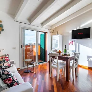 Casa Cosy Venini Apartment Milan